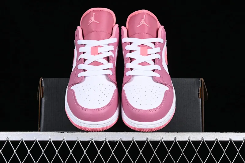 All categories Air Jordan Jordan series basketball shoes Air Jordan 1 Low G version pure original Air Jordan 1 Low "Desert Berry" AJ1 Joe 1 pink and white low-top cultural basketball shoes 553560-616